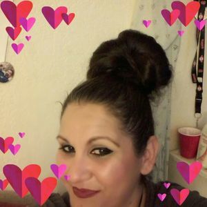 Meet your Posher, Monica